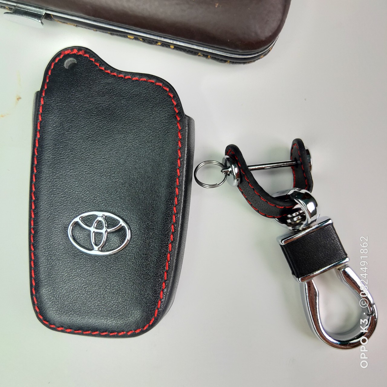 Bao da chìa khóa Xe Toyota Fortuner, Land Cruise chìa 3 nút mẫu khóa thông minh kèm móc treo