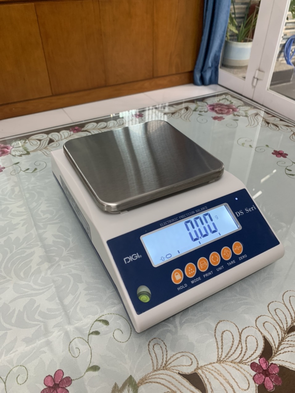 Cân Điện Tử DIGI DS 6000 g 0.01g