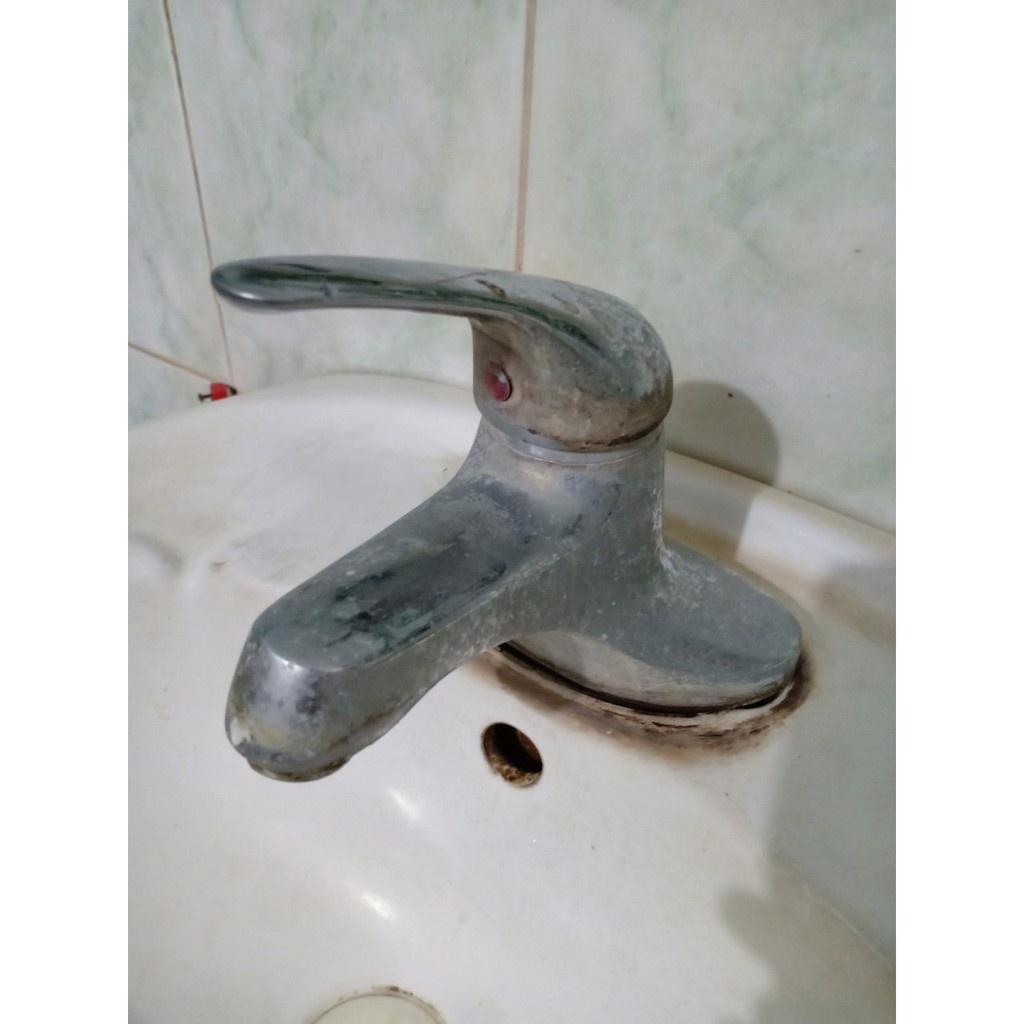 Nước tẩy bồn cầu sứ SABO tẩy mạnh nhất bồn rửa Lavabo sen vòi inox gạch men rỉ sét chai 500ml