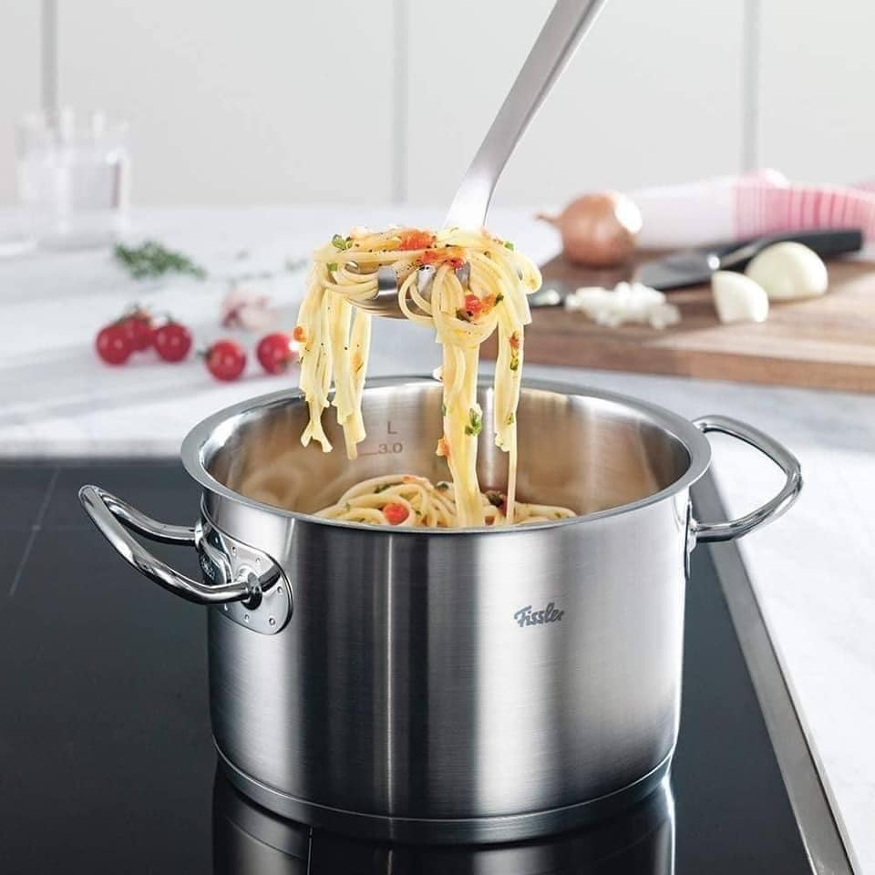 Bộ Nồi Fissler profi set 5 vung thép siêu cao cấp kèm quánh và chảo made in Germany Hàng Chính Hãng