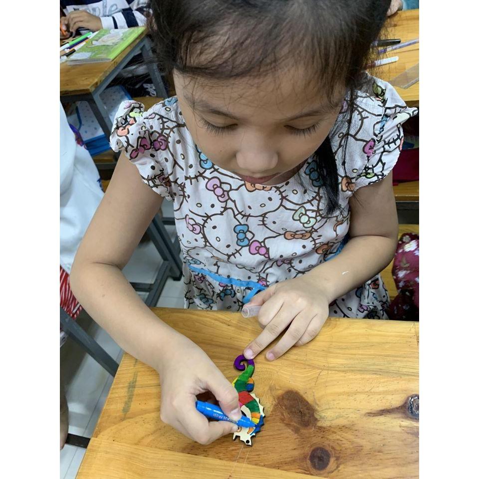 Đồ chơi Tô Màu Gỗ chủ đề Động Vật và phương tiện giao thông