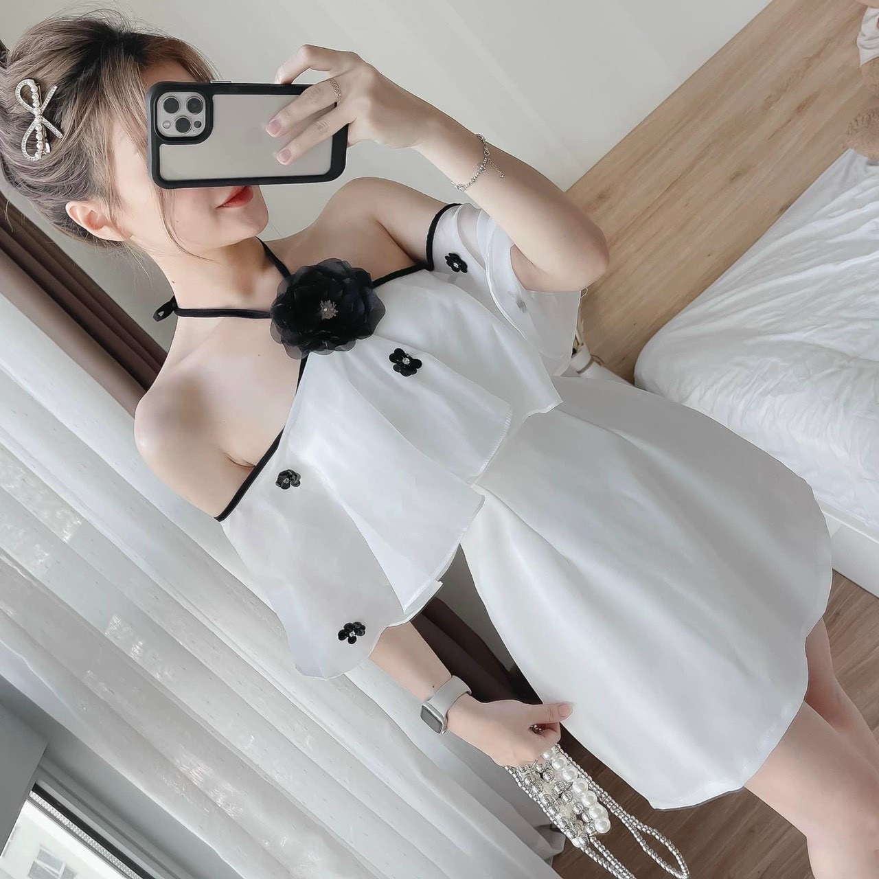 ĐẦM VIỀN PHỐI BÈO ĐÍNH HOA MÀU Y HÌNH