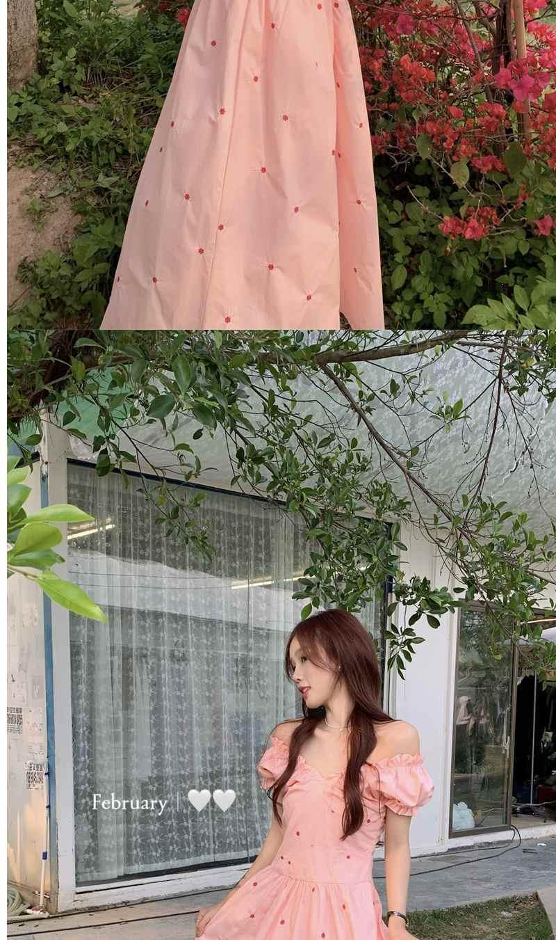 SHUANGYAN Váy ngắn tay nhẹ nhàng cho phụ nữ mùa hè 2023 ngọt ngào và cay thiết kế cảm giác V-neck nếp gấp thắt lưng váy dài