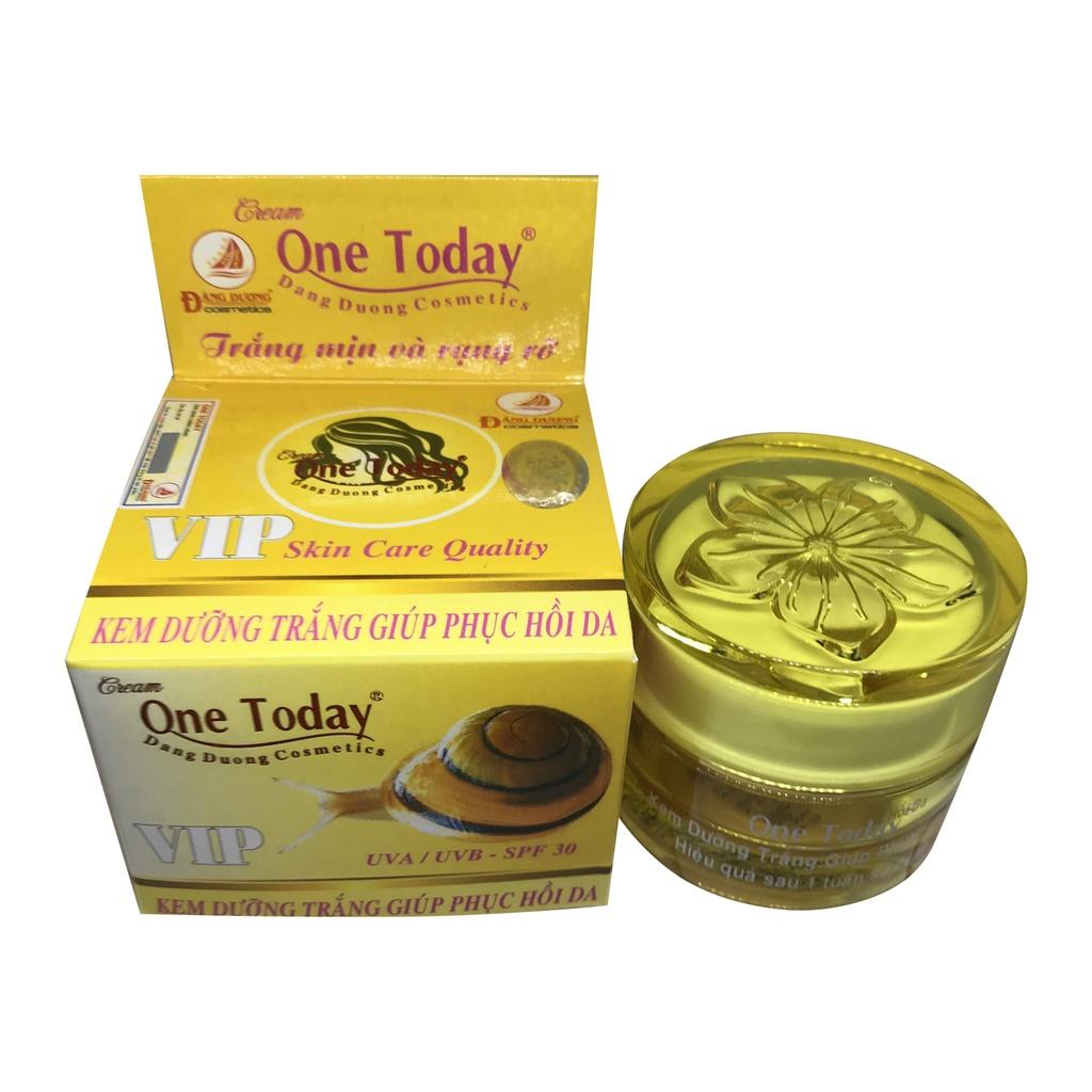 KEM DƯỠNG TRẮNG GIÚP PHỤC HỒI DA ONE TODAY 20G + TẶNG SỮA RỬA MẶT ONE TODAY