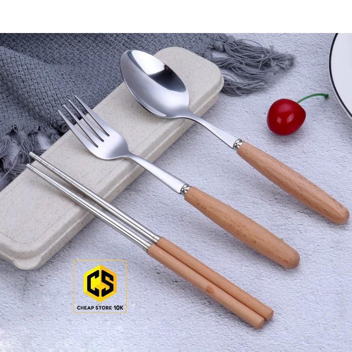 Bộ thìa dĩa đũa cán gỗ kèm hộp lúa mạch,