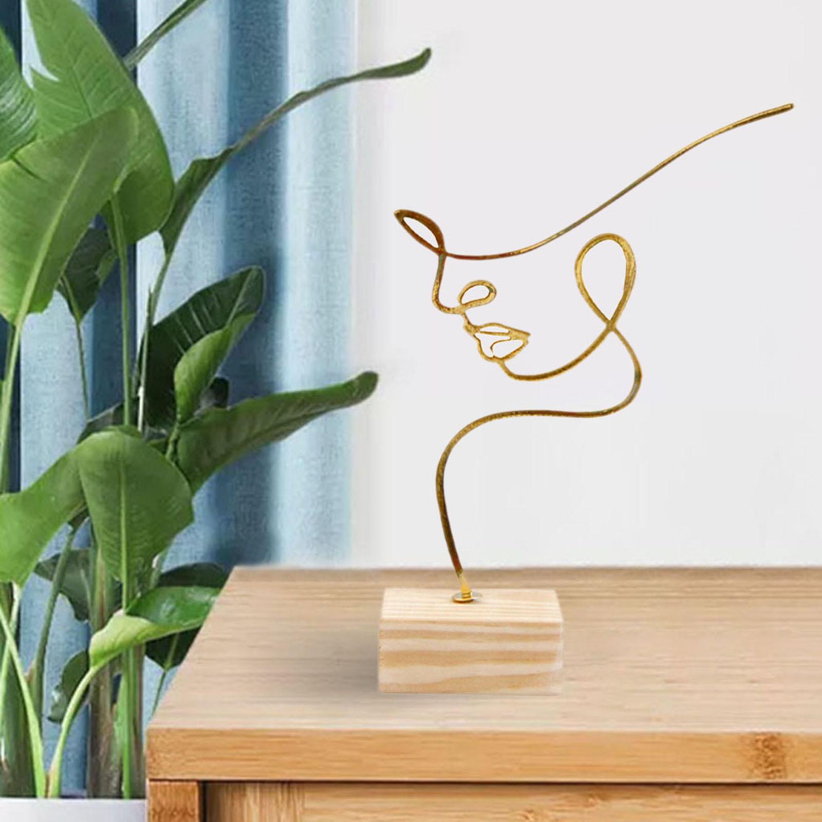 2Pcs Metal Art Sculpture Ornament Figurine for Office Desktop Decoration