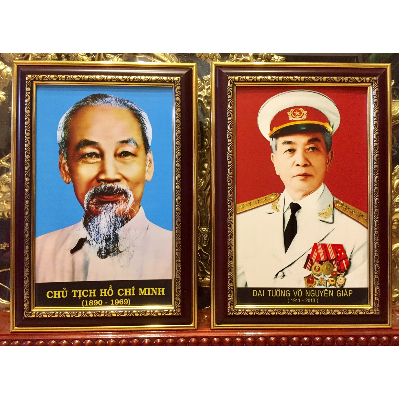 Bộ 2 tấm ảnh chân dung Bác Hồ Bác Giáp - B05