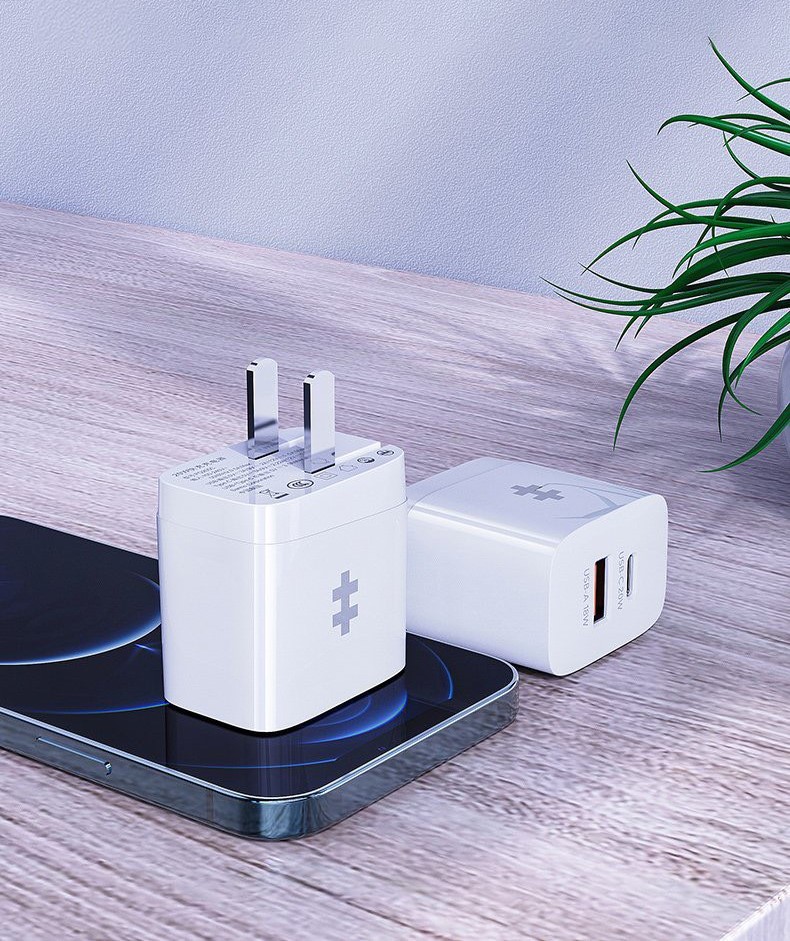 Sạc 2 Cổng HyperJuice (1 x USB-C Power Delivery 20W + 1 x USB-A Quick Charge 18W) Charger Small HJ205 - Hàng Chính Hãng