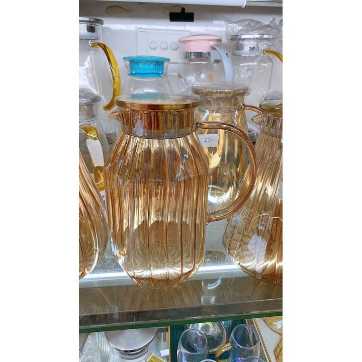 Bình đựng nước uống thủy tinh vàngvân sọc lục lăng