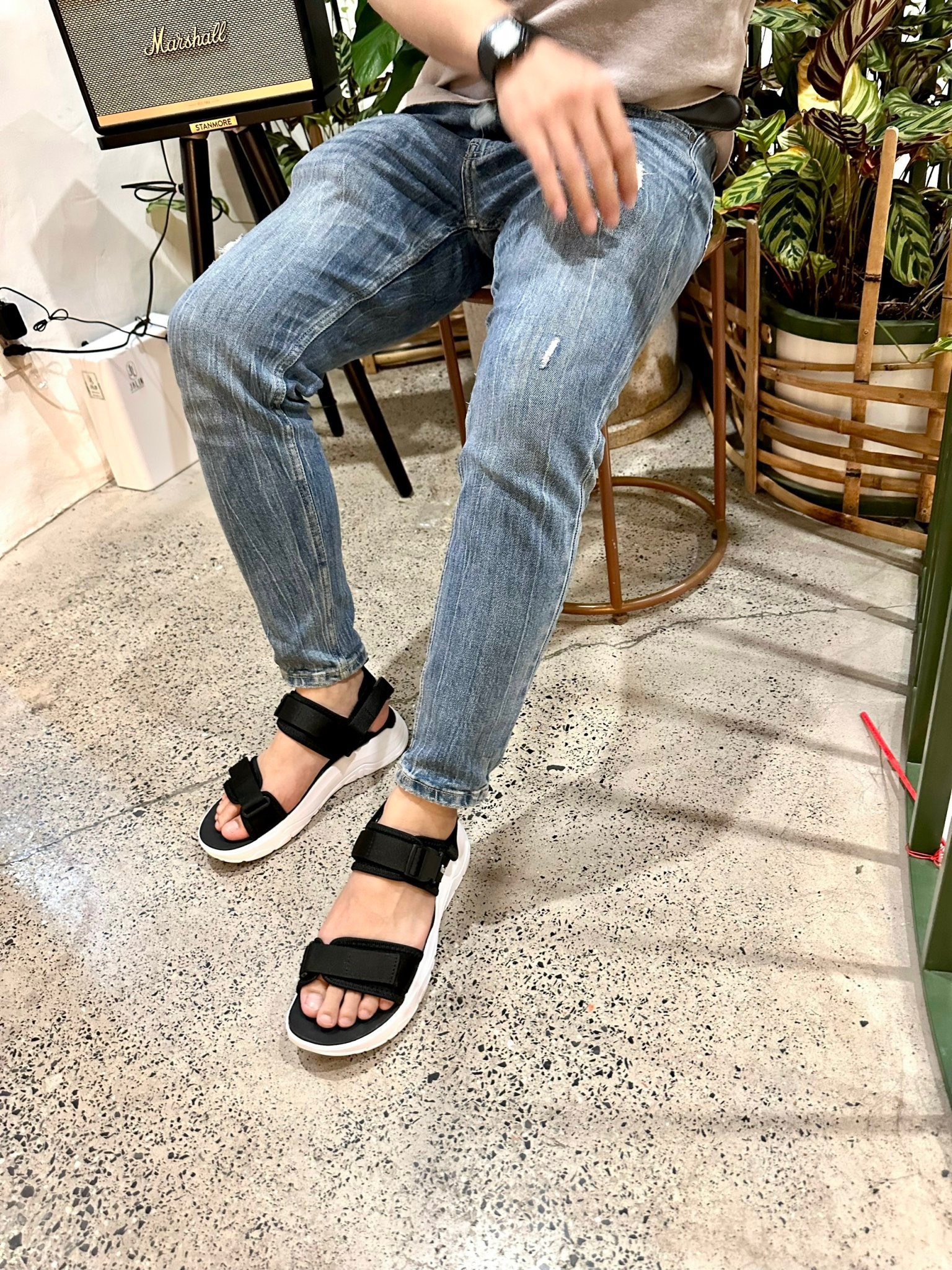 Giày Sandal Nam Nữ Unisex The BiLy Quai Ngang Dây Dù Đế IP Siêu Êm Nhẹ Đế Trắng Màu Đen-BLDT09