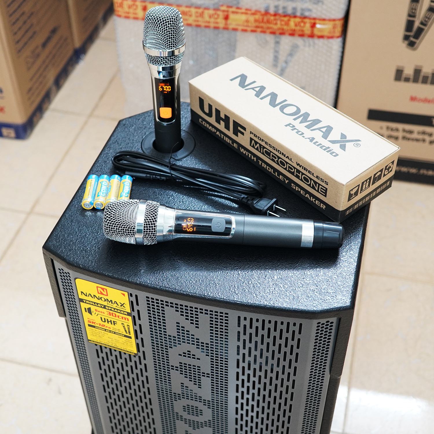 Loa Kéo Nanomax SK-12F6 2022 Bass 3 Tấc 30cm 360w Karaoke Bluetooth Tặng 2 Mic Không Dây Âm Thanh Siêu Đỉnh Hàng Chính Hãng