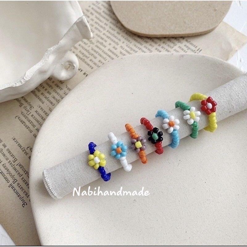 Nhẫn hạt cườm kết hoa R002