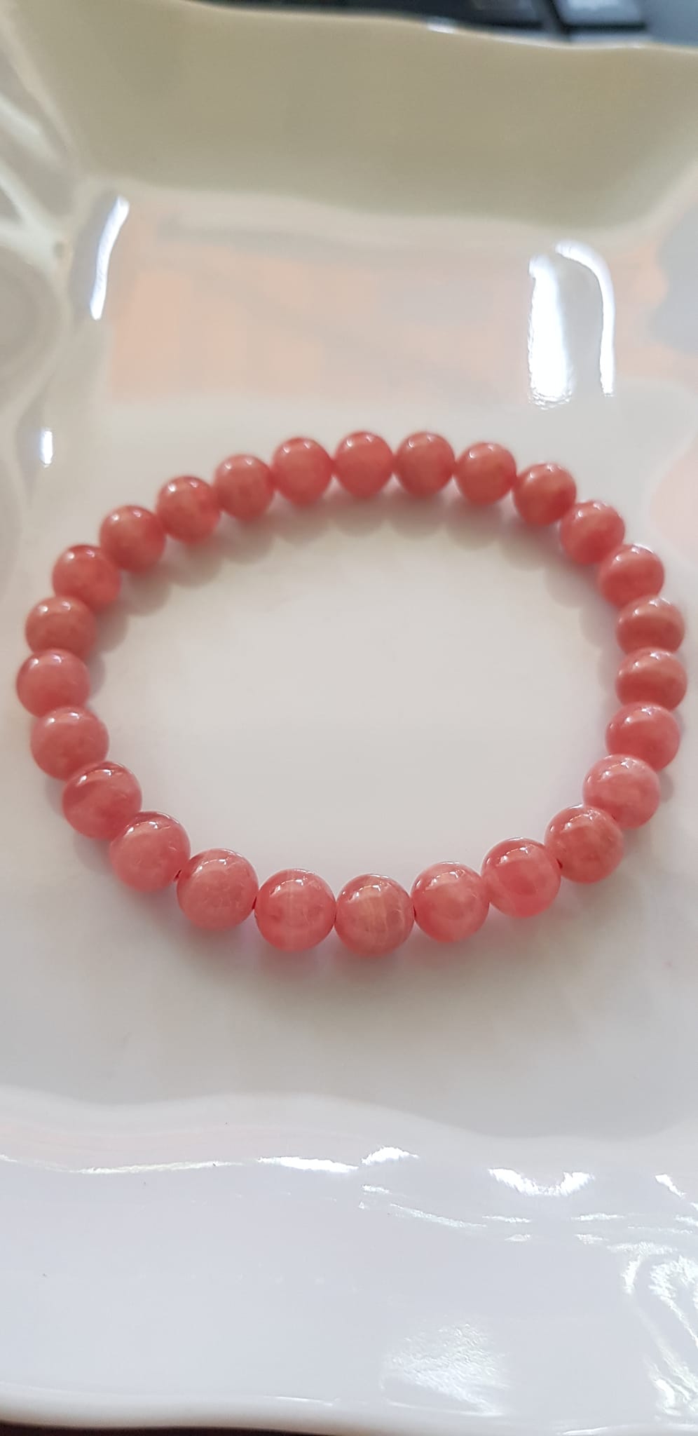 Vòng tay phong thủy Đá Đào Hoa tự nhiên Mới Đẹp AAA hạt tròn size 8mm Màu Hồng tươi bóng đẹp Nữ mệnh hỏa, mệnh thổ ạ Công dụng may mắn, tài lộc, tốt sức khỏe, xinh đẹp tay ạ