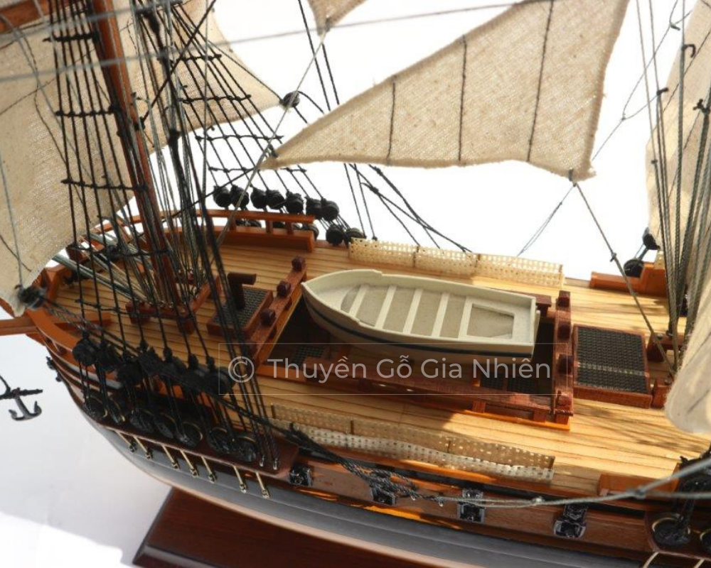 Mô Hình Thuyền Gỗ Phong Thủy Dạng Thuyền Cổ HMS ESSEX Chính Hãng Hàng Xuất Khẩu Chất Lượng Cao