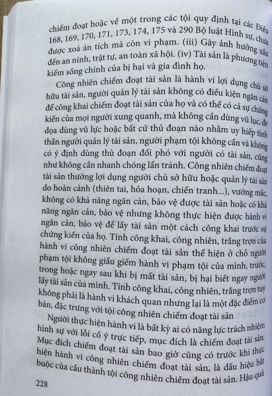 Giải Quyết Vụ Án Hình Sự