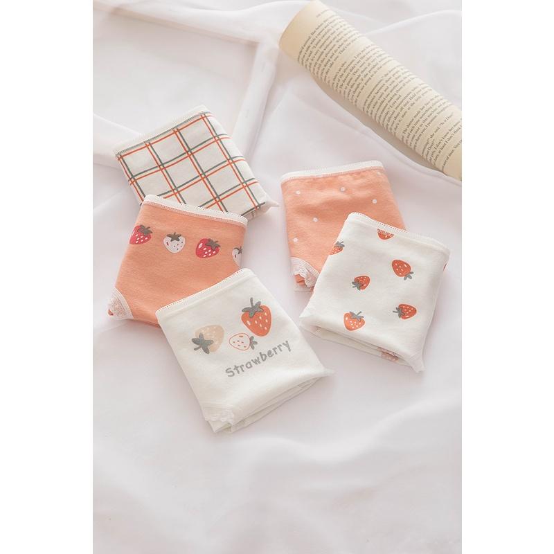 Quần Lót Nữ Cotton Mỏng Kháng Khuẩn Thời Trang Hình Dâu Tây Ngang Eo . Hàng Loại Đẹp.