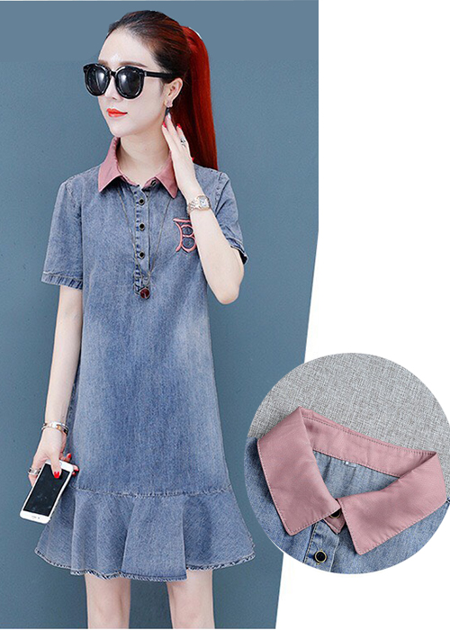 Đầm Jean Nữ Đuôi Cá Cổ Hồng Thêu Chữ Thời Trang