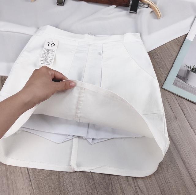 Chân váy ngắn phối túi chữ a nhiều size 2 màu đen trắng cho nữ thời trang