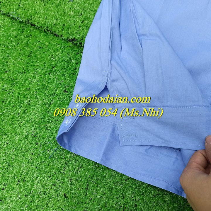 Áo bảo vệ tay ngắn màu xanh dương có bo eo- Hình thật