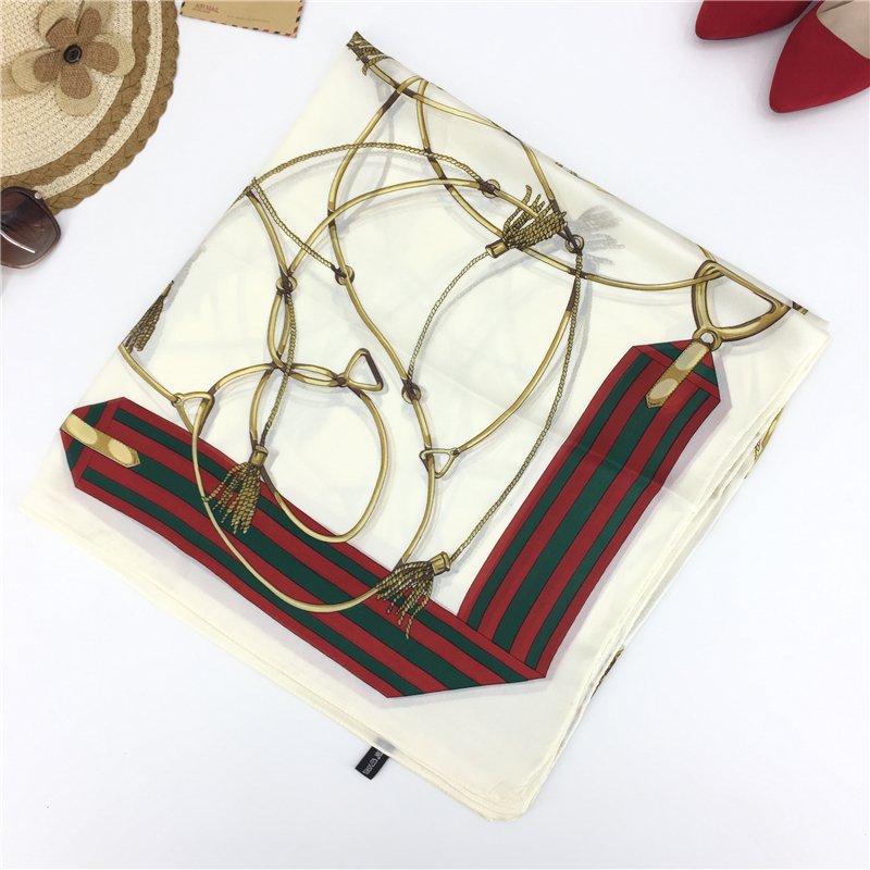 Khăn lụa nữ phối hoạ tiết Haint Boutique K07