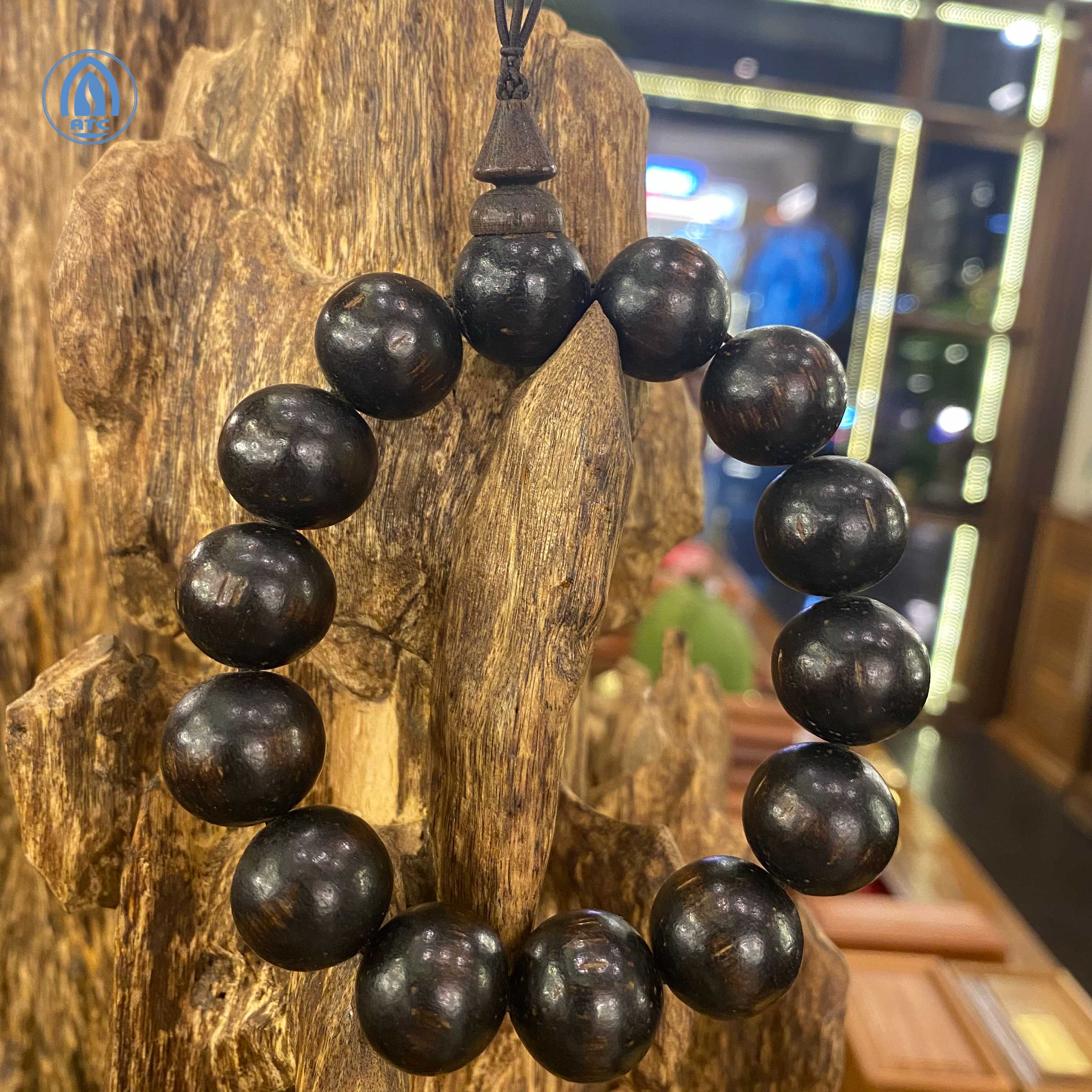 Vòng Trầm Hương Phát Lộc ATC 75502 14 Hạt 17mm