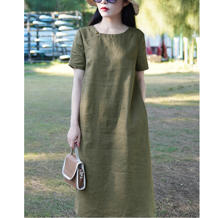 Đầm suông linen xanh rêu cổ vuông ArcticHunter, thời trang xuân hè 2021 – M