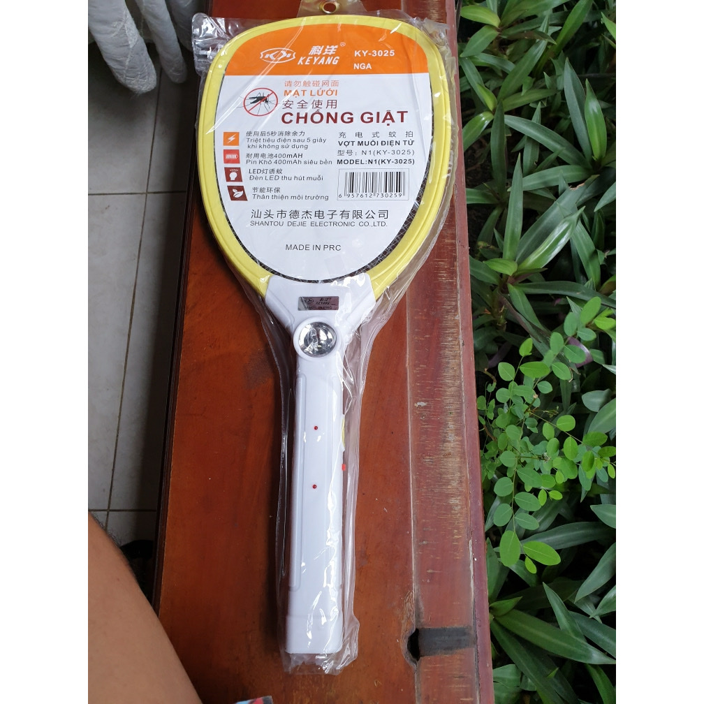 Vợt bắt muỗi  , thông minh ,  tay cầm chống trượt , chống giặt , an toàn ,hiệu quả , độ bền cao