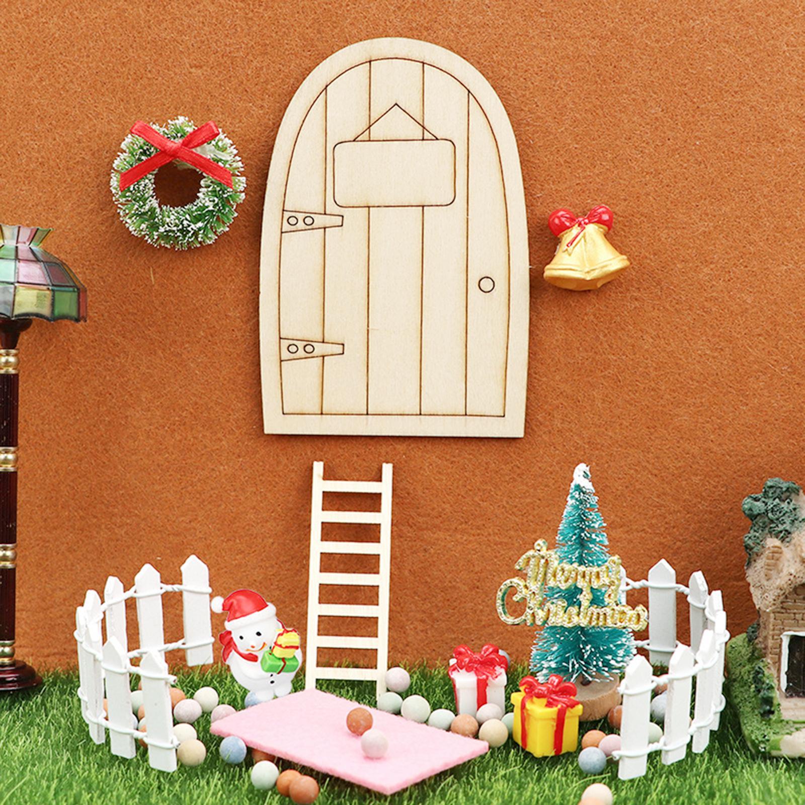 Dolls House Decorated Snowy Miniature 1:12 Accessory