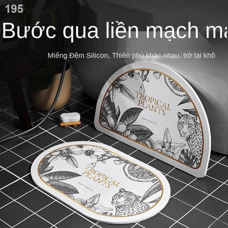 Nhẹ sang trọng phòng tắm bùn tảo cát thấm tấm lót nhà vệ sinh sàn thảm cửa diatomite chống trượt