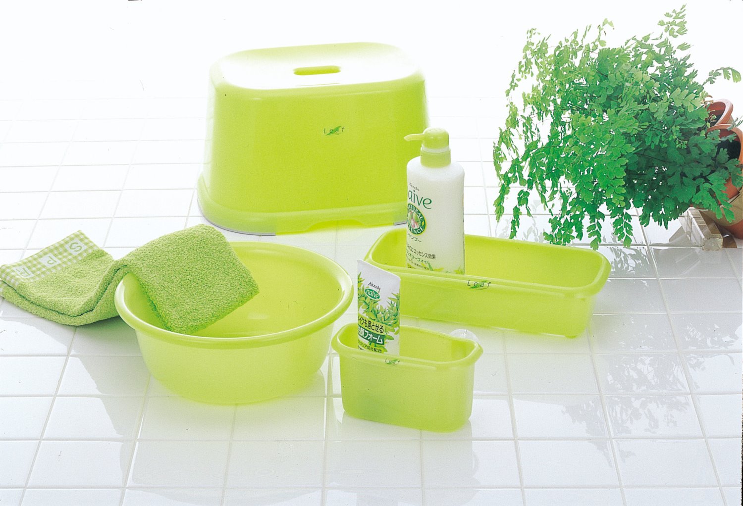Ghế Ngồi Tiện Lợi - Nội Địa Nhật Bản