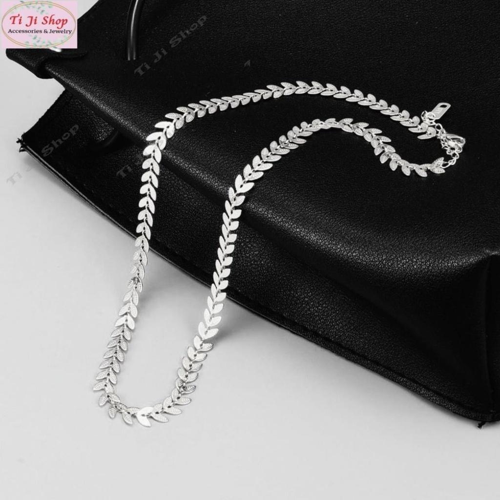 Dây chuyền nữ Titan hình lá nguyệt quế sang trọng, không đen
