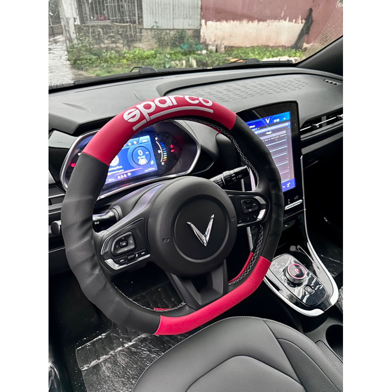 Bọc Vô Lăng D-Cut Size 38 Cho Kia Seltos, kia Sonet,Vfe34, VF8, Suzuki Etriga, suzuki XL7,nissan almera, MG, territory