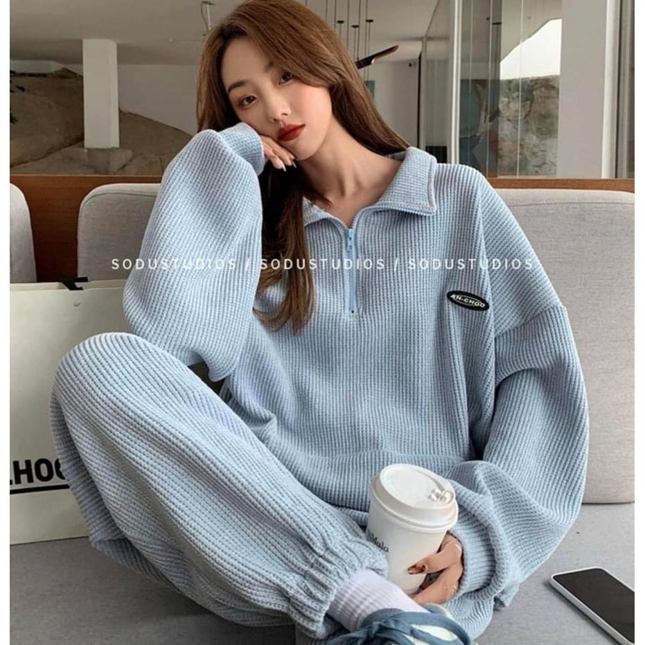 BỘ QUẦN ÁO GỒM ÁO KHOÁC MIX QUẦN BOM CHẤT NỈ NGOẠI KÈM VIDEO ẢNH THẬT