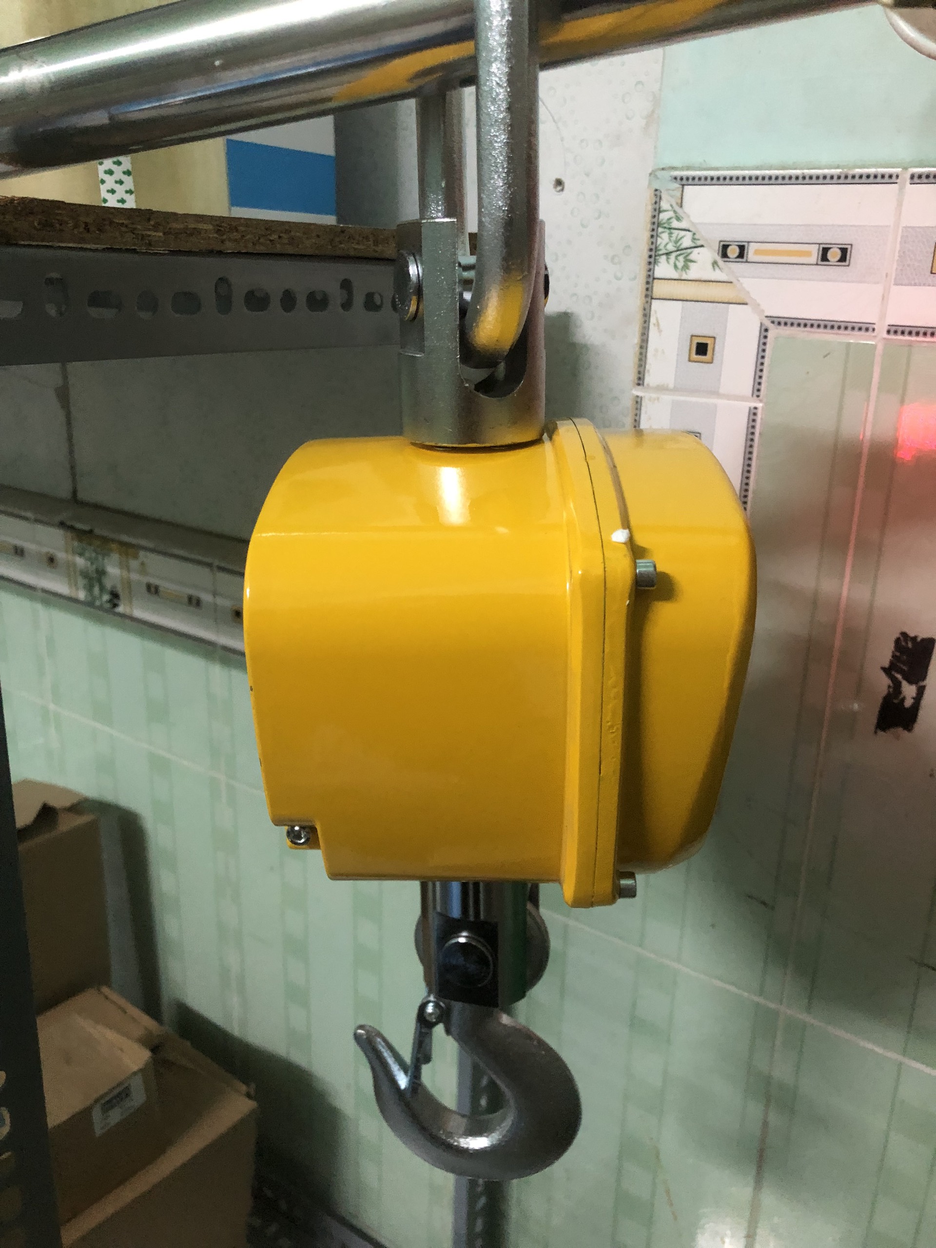 Cân Treo Điện Tử 1.5 Tấn