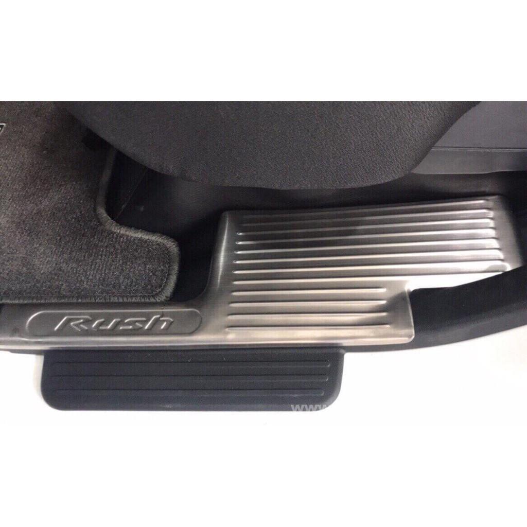Bộ Ốp bậc, Nẹp bước chân INOX Toyota Rush - Bên Trong