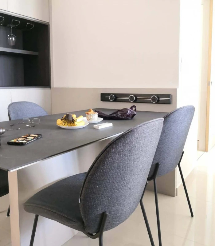 Ổ Cắm Điện Line8 UKS-1 - Body Màu Đen - Chuẩn Anh - Chính hãng