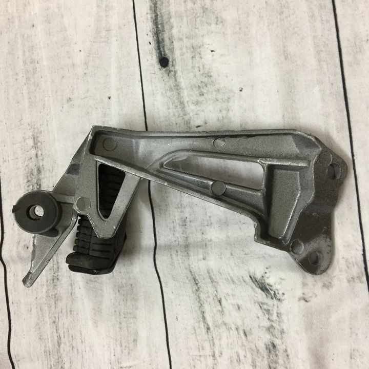 Gác chân dành cho xe SIRIUS