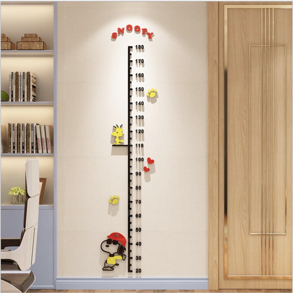 Miếng dán tường đo chiều cao cho bé Snoopy Hat 3D - Home and Garden