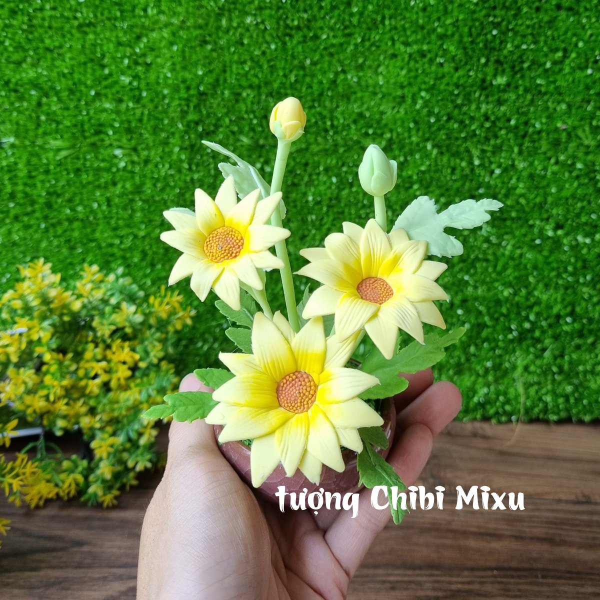 Chậu hoa Hướng Dương bằng đất sét Nhật