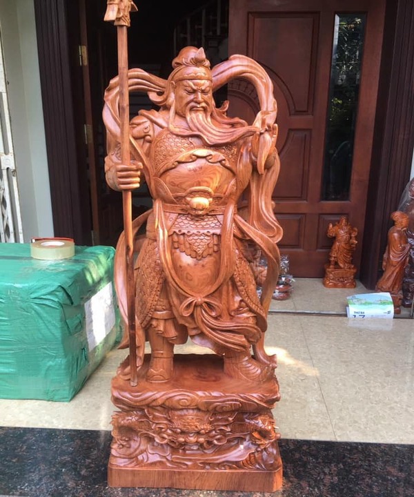 Tượng Gỗ Điêu Khắc Quan Công Dải Lụa