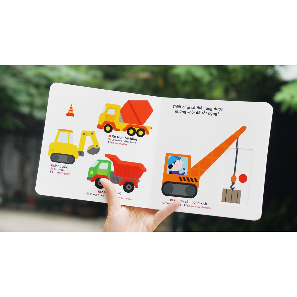 Sách Chuyển Động Thông Minh Đa Ngữ Việt - Anh - Pháp Khu Vườn Bí Mật
