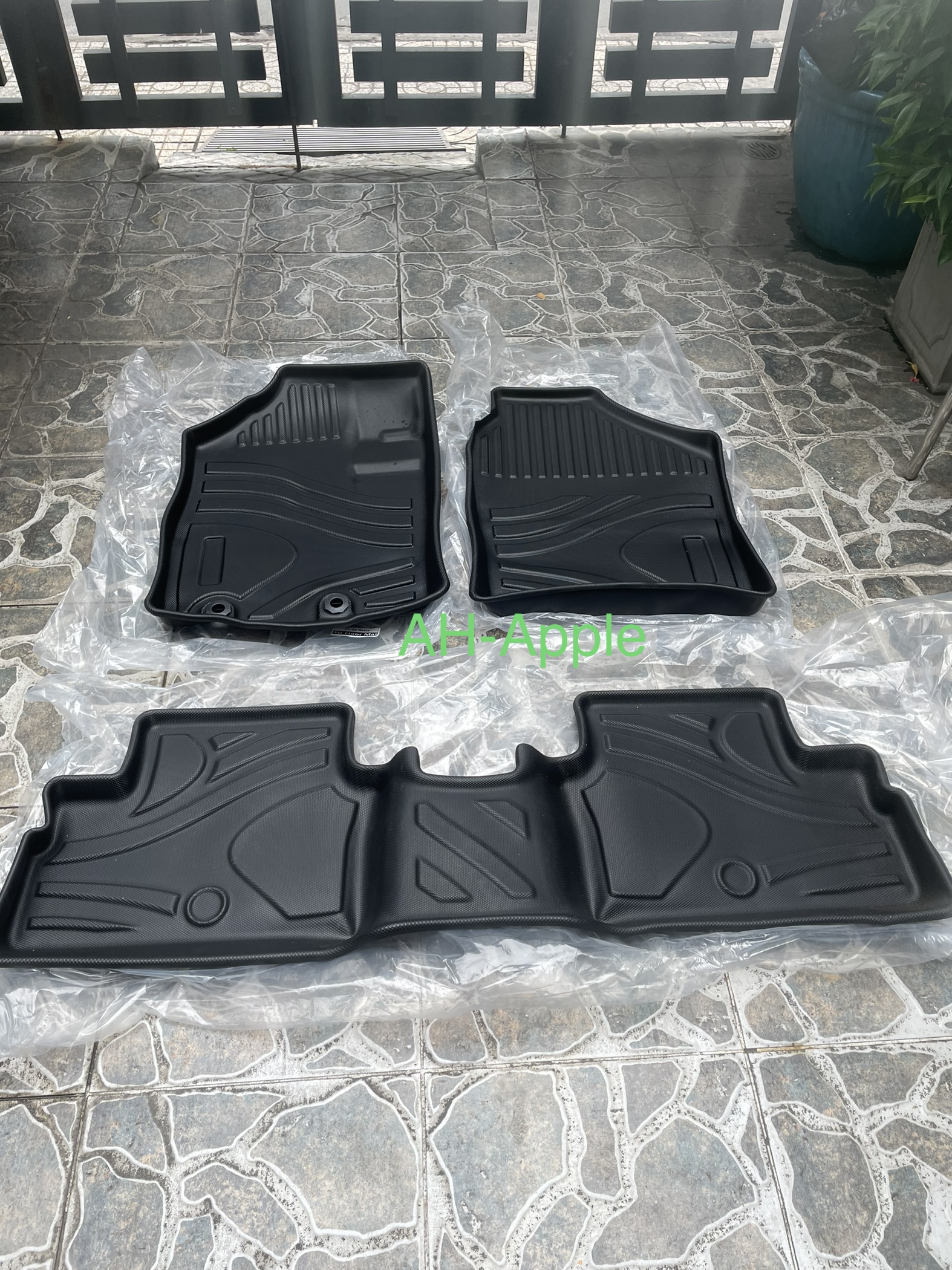 Thảm sàn nhựa cao cấp cho Toyota Raize 2022