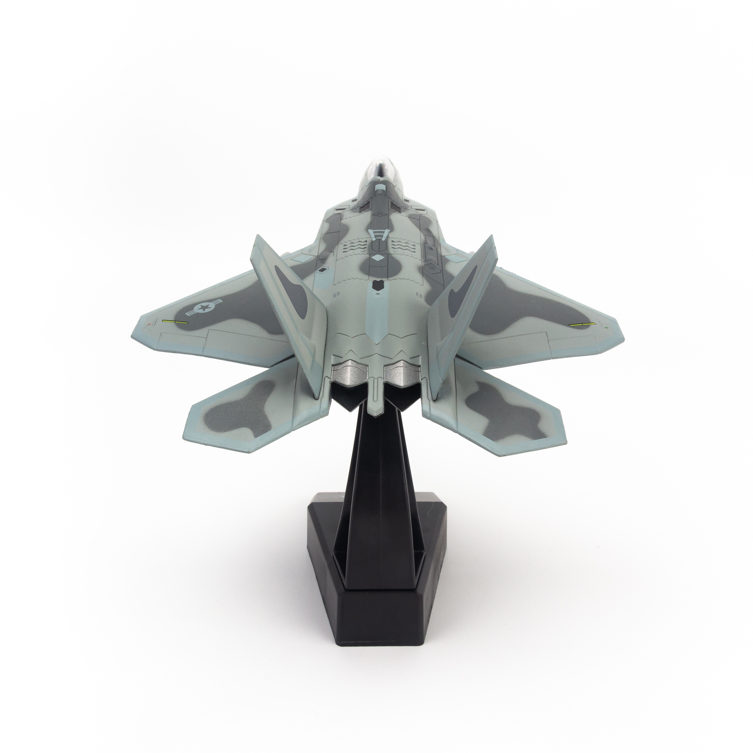 Mô hình máy bay chiến đấu F22 Raptor 1:100