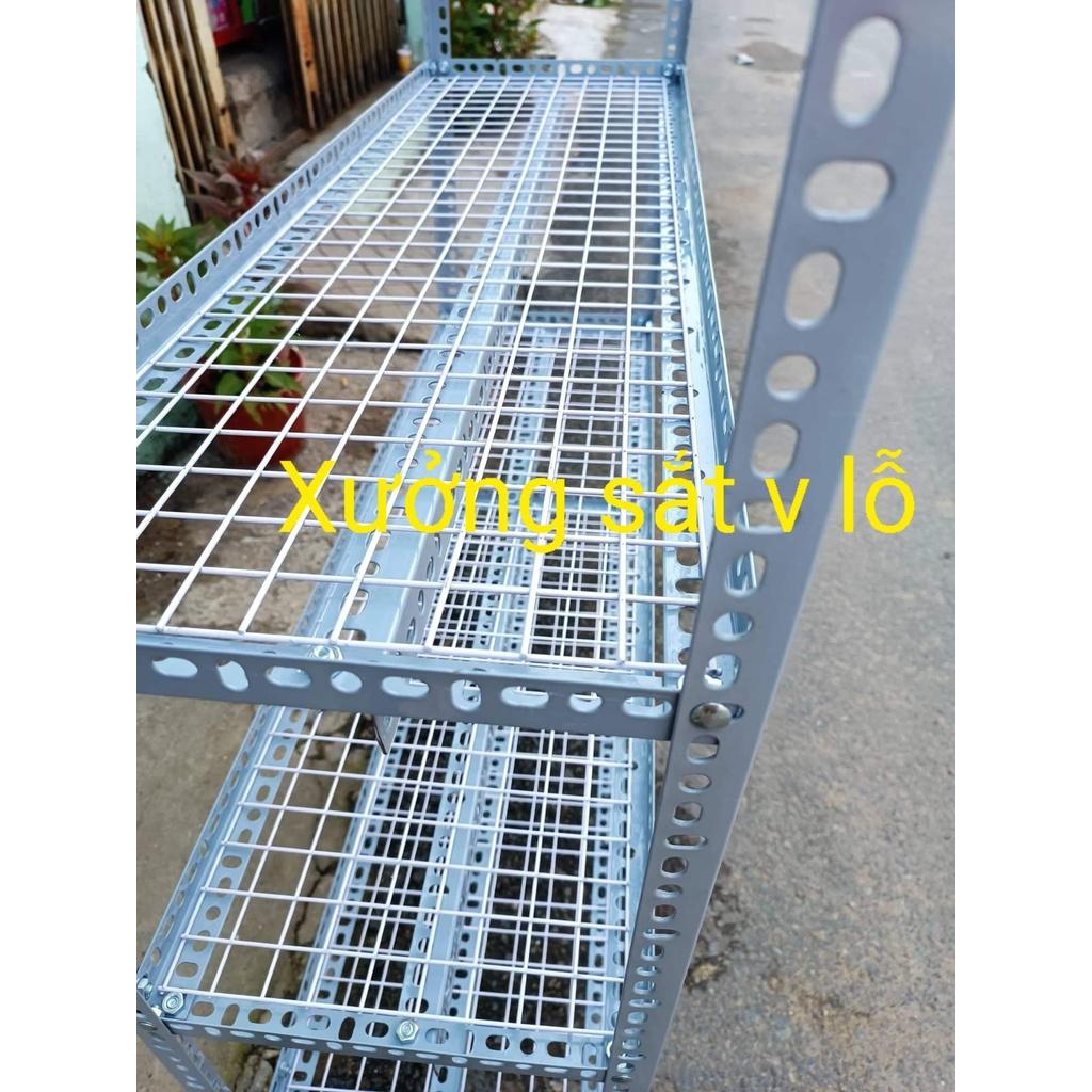 Kệ Sắt V Lỗ 4 Tầng vỈ lưới sắt ô vuông,Dài Cao NHiều Kích Thước