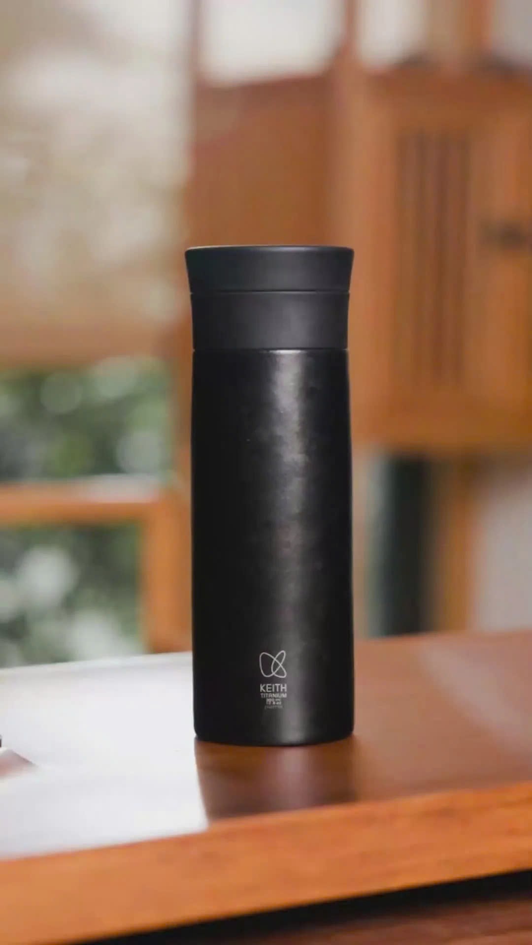 Bình giữ nhiệt Titanium Keith Ti3135 "Black Legend" 380ml