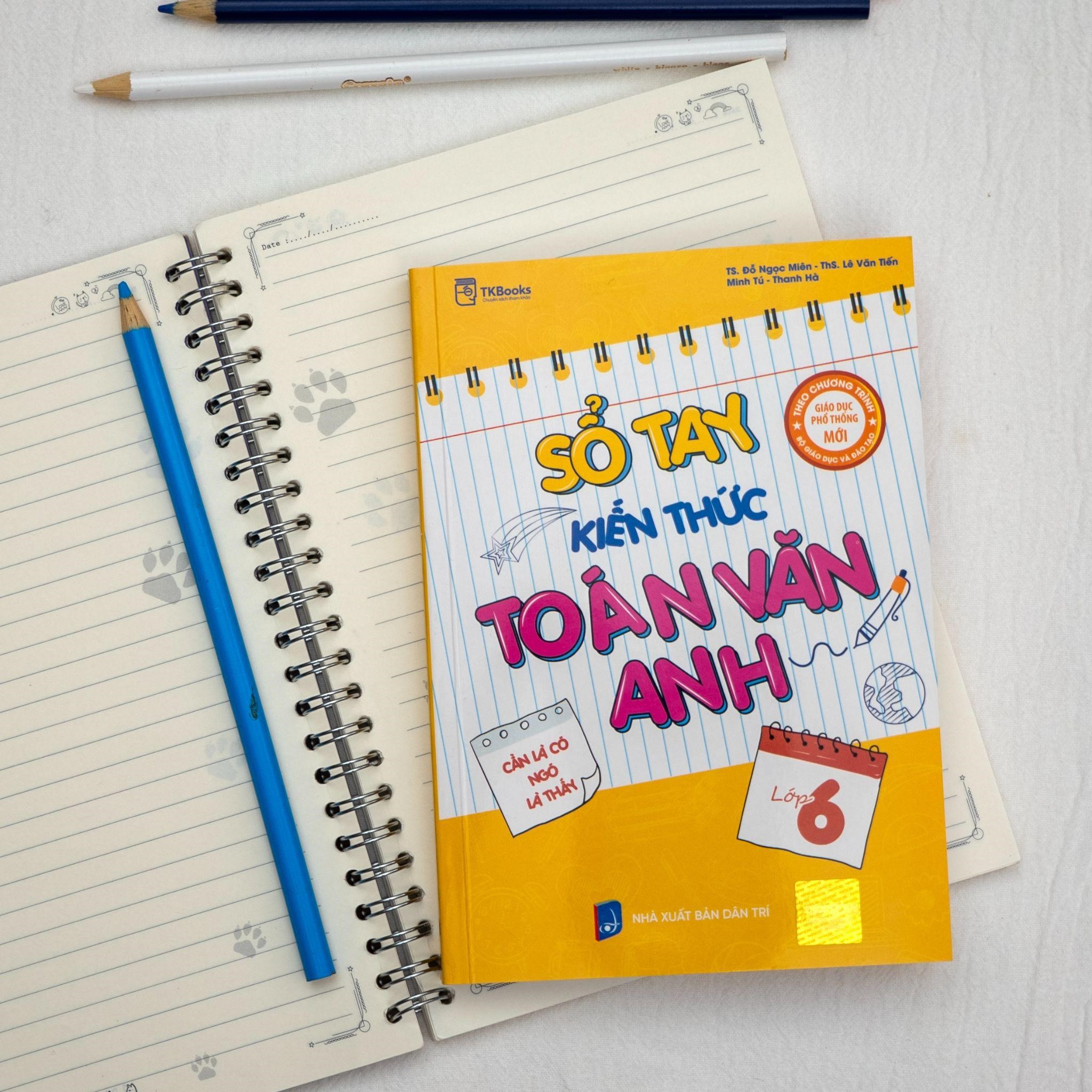 Sách Sổ Tay Kiến Thức Toán Văn Anh THCS