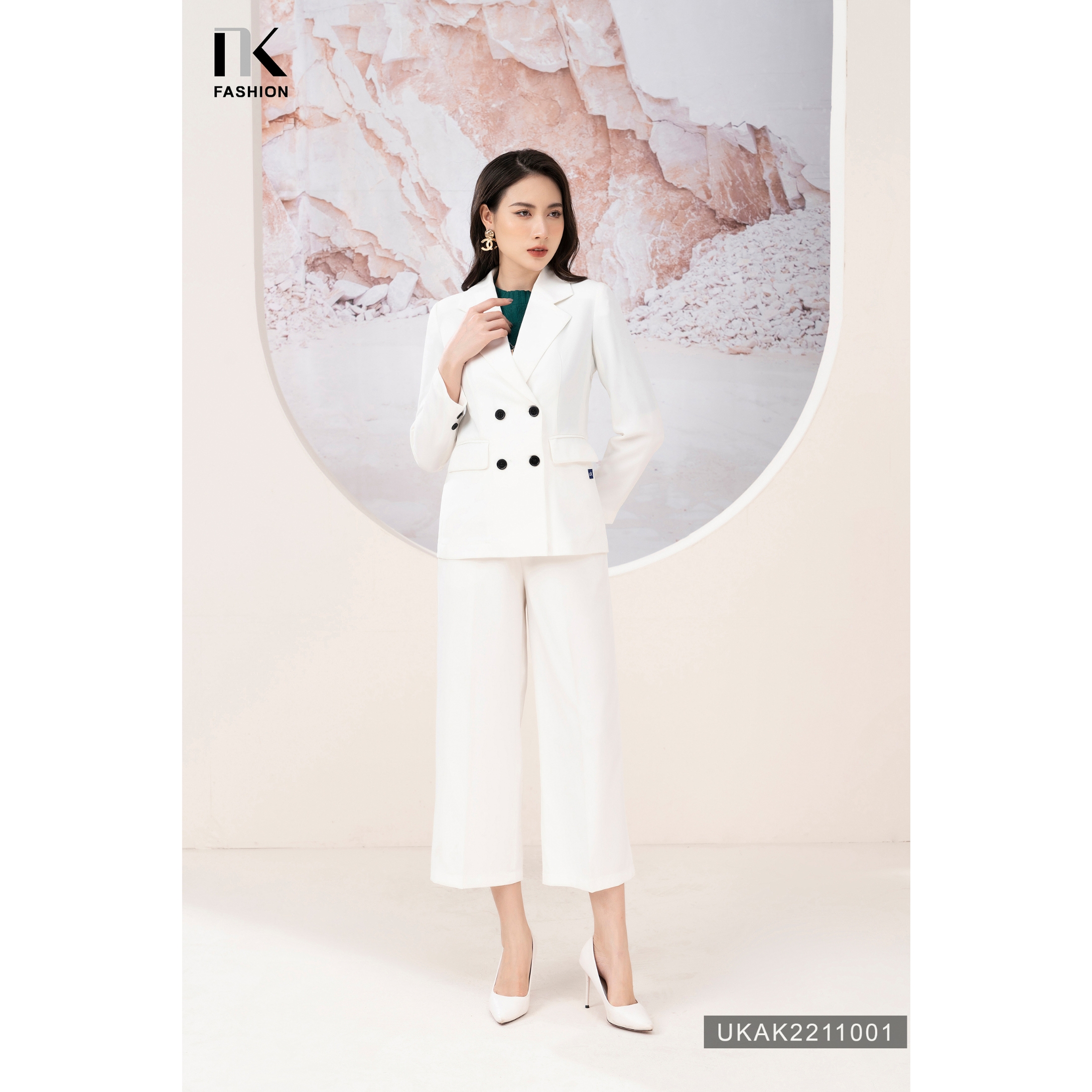 Áo Vest Nữ 1 Lớp Blazer NK Fashion Vải Hàn Dáng Xuông Chống Xù, Độ Bền Cao Mang Phong Cách Lịch Sự Hiện Đại UKAK2211001