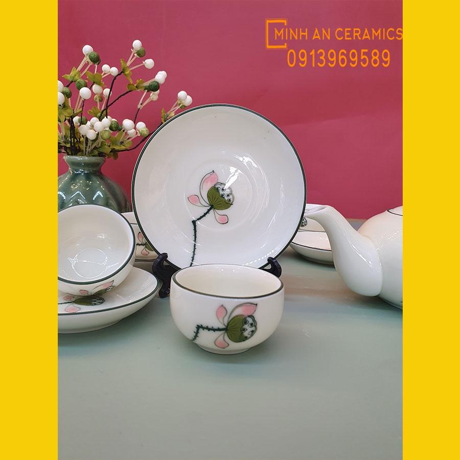 Bộ ấm chén Bát Tràng và 03 hộp mứt vẽ đài sen gốm Minh An Bát Tràng