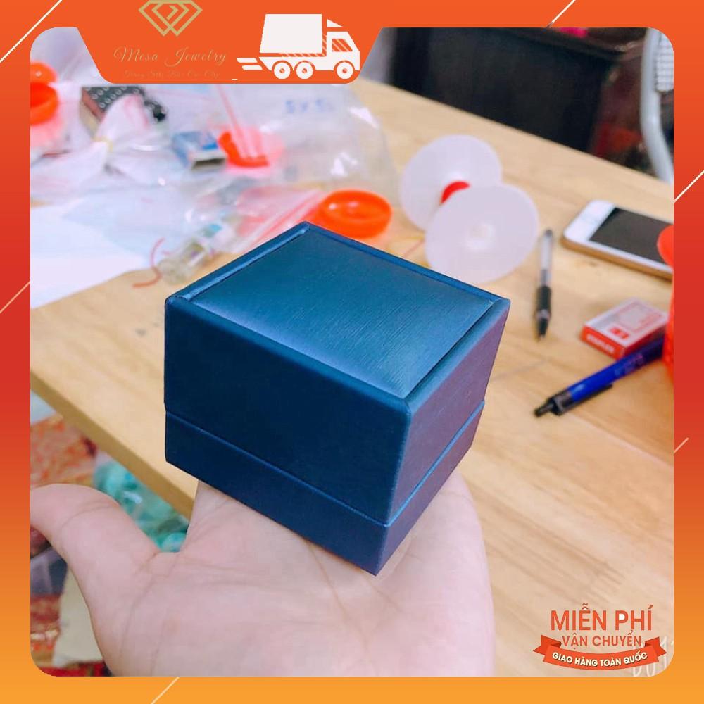 HỘP LỤA CAO CÂP KÍCH THƯỚC 6*6 CM