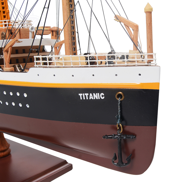 Du Thuyền Titanic Painted Bằng Gỗ Dùng Để Trưng Bày Trang Trí Dài 63 Cm